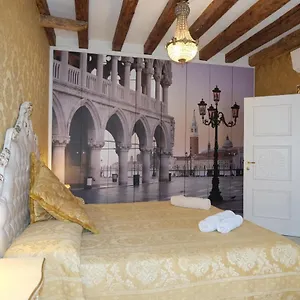  Appartamento La Residenza Di Carlo Close To Piazza San Marco
