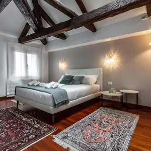 Apartment San Pantalon Luxury Penthouse R&r, Venice